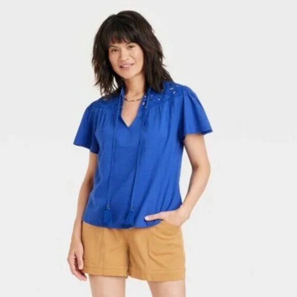 NEW Knox Rose Short Sleeve V-Neck Woven Eyelet Top - Blue - Picture 1 of 10